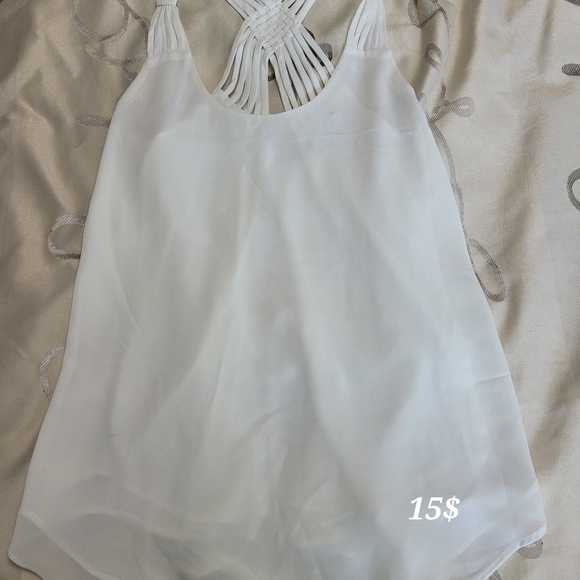 Tops 15 $ each - Picture 3 of 11